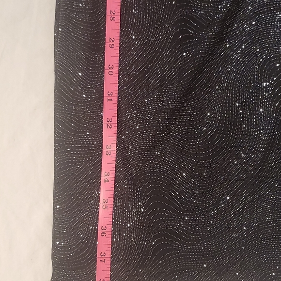 Calvin Klein - Picture 3 of 6